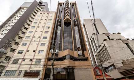 Sala comercial com 3 salas à venda na Rua Benjamin Constant, 67, Centro, Curitiba