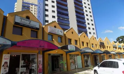 Sala comercial com 1 sala à venda na Rua Paulo Gorski, 861, Mossunguê, Curitiba
