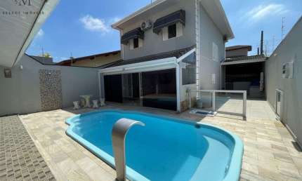 Casa dos Seus Sonhos - Luxo e Conforto em Ótima Localização