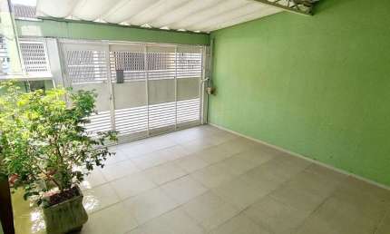 Casa com 3 quartos à venda na Rua Miguel Orlando de Freitas, 126, Loteamento Residencial Vista Linda, São José dos Campos, 153 m2 por R$ 690.000