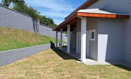 CASA TÉRREA NOVA NO CONDOMÍNIO RESIDENCIAL MANTIQUEIRA – SJC