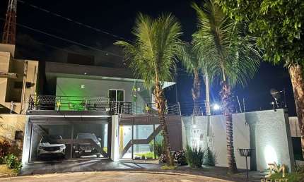 Sobrado para venda, 4 Quartos, 3 Banheiros, 1 Suíte, 263m², 2 vagas - Jacareí