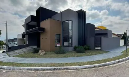 Casa à venda | 3 quartos (3 suítes 1 com closet) | 4 banheiros | 326m² | 4 vagas