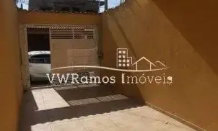 A Casa que Abraça a Sua Família – 3 Dormitórios, Suíte, Quintal e Churrasqueira por R$ 650.000,00
