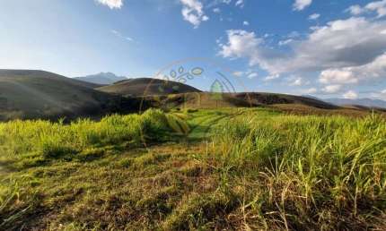 MARAVILHOSA FAZENDA DE 32 ALQUEIRES EM CACHOEIRA PAULISTA-SP FA00147