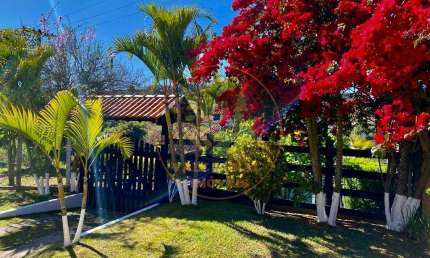 BELÍSSIMA CHÁCARA COM CASA ASSOBRADADA EM SÃO LUIZ DO PARAITINGA - CH00219