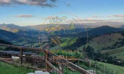 MARAVILHOSA PROPRIEDADE DE 3 ALQUEIRES COM RIACHO EM MG - ST00129