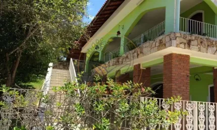 OPORTUNIDADE! MARAVILHOSA CHÁCARA COM CASA ASSOBRADADA, ÁREA GOURMET E PISCINA! CH00208