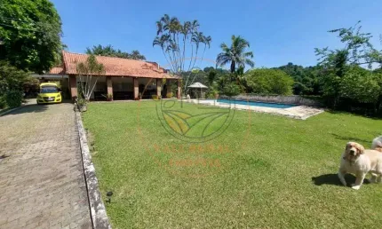 Maravilhosa fazenda com 42 alqueires em guararema rica em águas e com ótima infraestrutura! fa00065