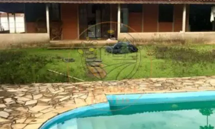 BELÍSSIMA CHÁCARA COM PISCINA, NASCENTE E 2 CASAS NO SUL DE MINAS! CH00158