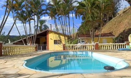EXCELENTE SÍTIO ESCRITURADO DE 4,5 ALQUEIRES NA ZONA NORTE, COM PISCINA E RICO EM ÁGUAS!  ST00035