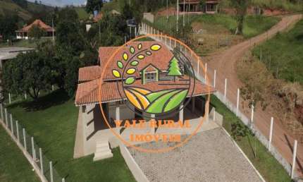 CHÁCARA EM CUNHA, COM ÓTIMA CASA, POMAR E EXCELENTE LOCALIZAÇÃO! CH00058