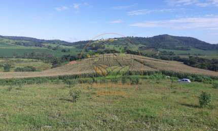 EXCELENTE FAZENDA DE 190 ALQUEIRES EM POUSO ALEGRE - MG  FA00186