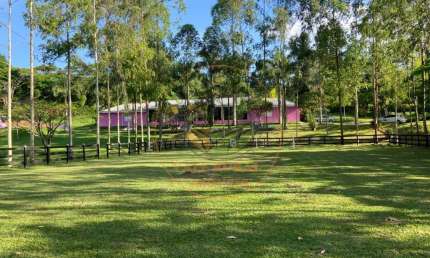 EXCELENTE! MARAVILHOSO SITIO DE 5,3 ALQUEIRES EM TAUBATÉ - SP  ST00227