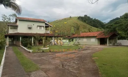 Maravilhosa chácara na zona norte de são josé dos campos - sp  ch00345