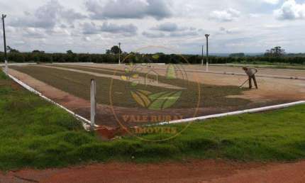 FAZENDA DE CAFÉ COM 135 HECTARES NA REGIÃO DE PIUMHI - MG  FA00258