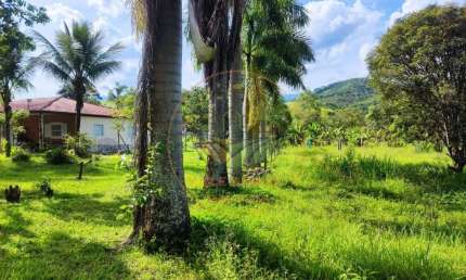 CHÁCARA COM 11.000M², 2 CASAS E GALPÃO EM PINDAMONHANGABA - SP  CH00359