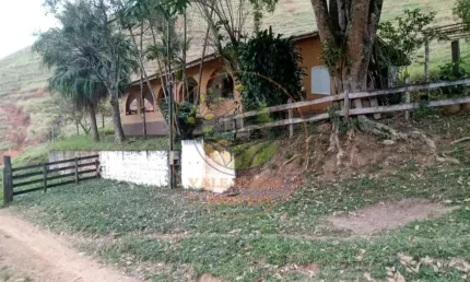 Excelente fazenda de 121 hectares a venda na região do vale do paraiba - sp  fa00304