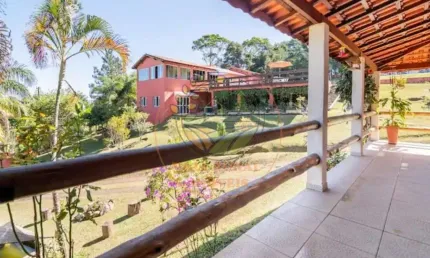 EXCELENTE! MARAVILHOSA CHÁCARA EM IGARATÁ - SP COM VISTA PANORÂMICA  CH00396
