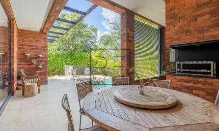 Casa à venda em Campinas, Loteamento Parque dos Alecrins, com 3 suítes, com 290 m²