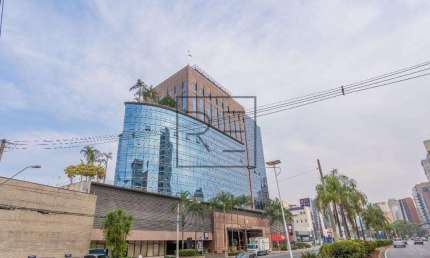 Sala para  com 380 m², Trade Towe, 6 vagas de garagem.