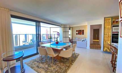 Apartamento com 2 quartos para alugar na Rua Maria Monteiro, 1060, Cambuí, Campinas