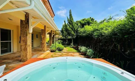 Casa térrea com 3 dormitórios, jardim e hidromassagem, no condomínio galleria boulevard