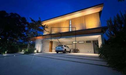 Casa a venda com 4 suítes na região do Alphaville projeto de Lucas Padovani