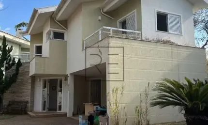 Casa com 4 suítes para locação no Alphaville Campinas – 300 m² de área construída