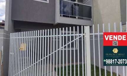 Sobrado para Venda em Curitiba, Sítio Cercado, 3 dormitórios, 1 suíte, 3 banheiros, 1 vaga