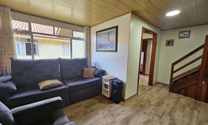 Apartamento para Venda em Curitiba, Sítio Cercado, 2 dormitórios, 1 banheiro, 2 vagas