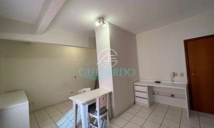 Apartamento para locação,  mobiliado , com  1 quarto, armario ,cozinha  com geladeira ,mesa e fogao