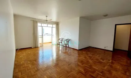 Apartamento à venda no Edifício Abaeté, 4 quartos ( 1 suíte/serviço), semi-mobiliado,  sala ampla e