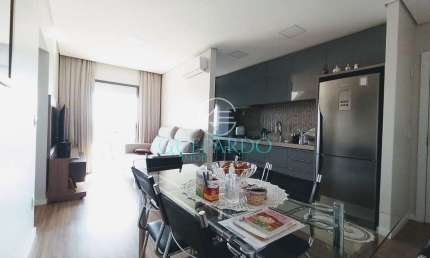 Apartamento à venda no FLY TOP LIFE 3 dormitórios sendo 1 suíte, cozinha planejada e sacada com chu