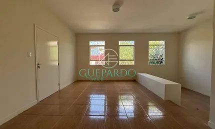 Casa à venda, Andrade, - Assobradada - 4 Quartos - 4 Banheiros - Sacada - Sala com 2 ambientes - Zo