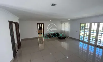 Sobrado à venda Jd. Granville Parque Residencial - 3 Quartos sendo 1 Suíte Master - Piscina - Churr