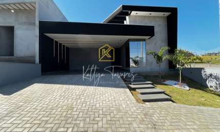 Casa à venda no bairro Parque Residencial Interlagos - Umuarama/PR
