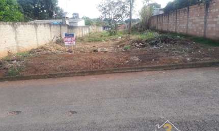Terreno à venda na Tropical, 86, Jardim Tropical, Aparecida de Goiânia por R$ 160.000