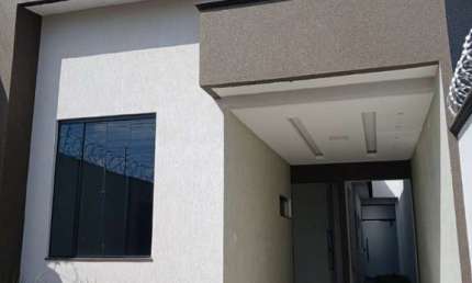 Casa com 3 quartos à venda na Guarapari, 2, Jardim Ipiranga, Aparecida de Goiânia por R$ 430.000