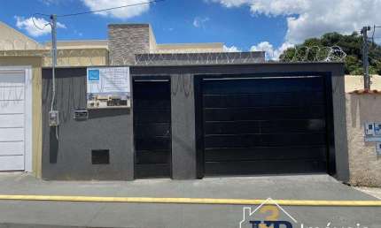 Casa com 3 quartos à venda na Cassimiro de Abreu, 25, Cidade Satélite São Luiz, Aparecida de Goiânia por R$ 450.000