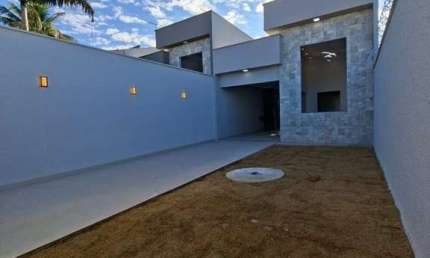 Casa com 3 quartos à venda na Waldir José Medeiros, 1, Vila Maria, Aparecida de Goiânia por R$ 390.000