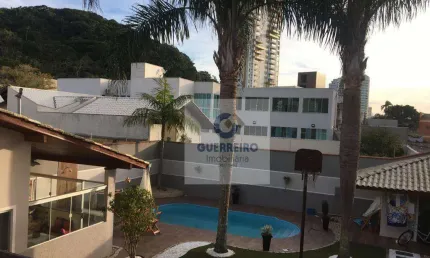 Casa com 4 dormitórios à venda, 180 m² por R$ 2.700.000,00 - Ressacada - Itajaí/SC