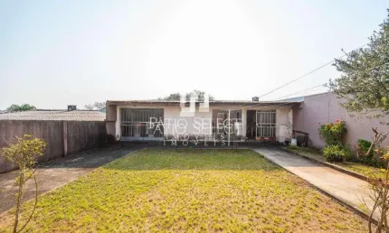 Casa Térrea com 3 Quartos, 6 Vagas de Garagem e Localização Privilegiada