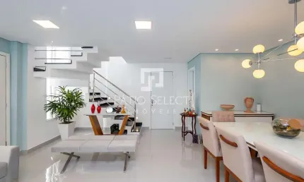 Triplex com 184 m², 3 quartos sendo 1 suíte à venda no bairro santa felicidade.