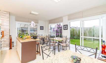 Casa com 372 m², 5 quartos sendo 5 suítes à venda no bairro São Braz.