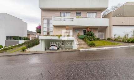 Casa com 372 m², 5 quartos sendo 5 suítes à venda no bairro São Braz.