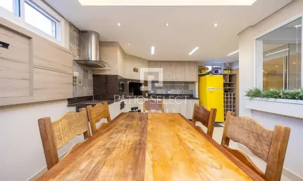 Sobrado em condomínio, com 119.01 m², 03 quartos à venda no bairro Bairro Alto.S