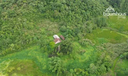 Sítio com 3 dormitórios à venda, 200000 m² por R$ 1.100.000,00 - Vila Itoupava - Blumenau/SC