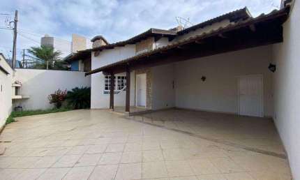 Casa para alugar em Jaguariúna, Jardim São Caetano, com 3 quartos, com 260 m²