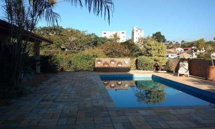 Casa à venda em Jaguariúna, Jardim São Caetano, com 3 suítes, com 431 m²